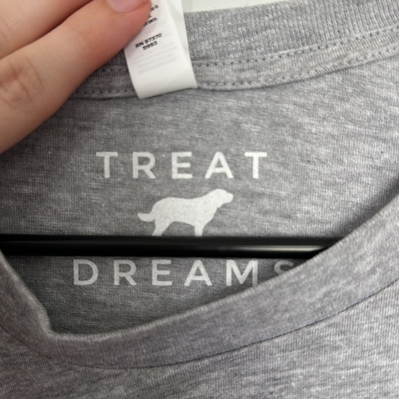 give me all the dogs and all the chick-fil-a t-shirt - Picture 4 of 6